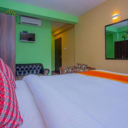 Oyo 492 Hotel Yeti Home Katmandu Dış mekan fotoğraf