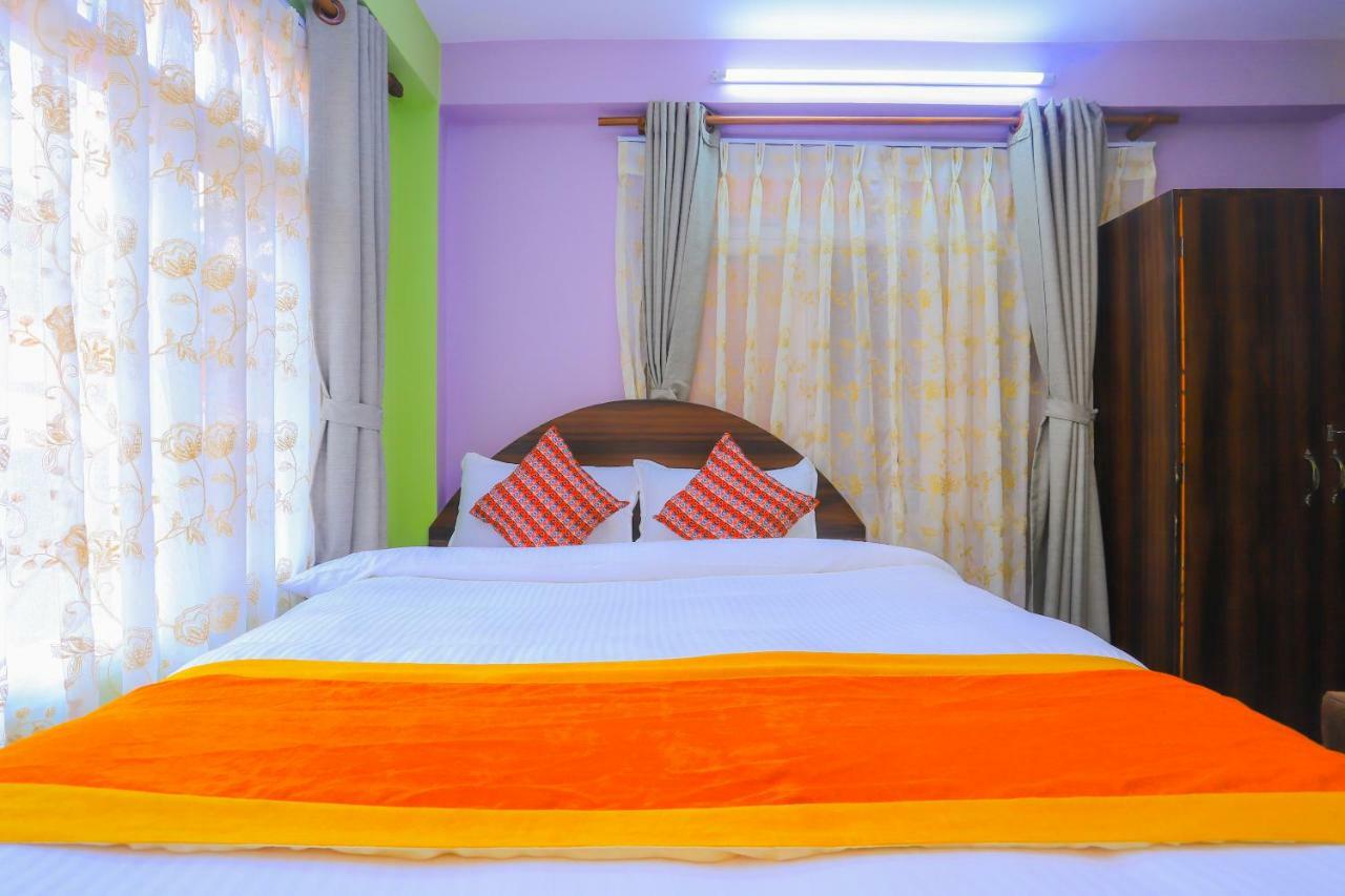 Oyo 492 Hotel Yeti Home Katmandu Dış mekan fotoğraf