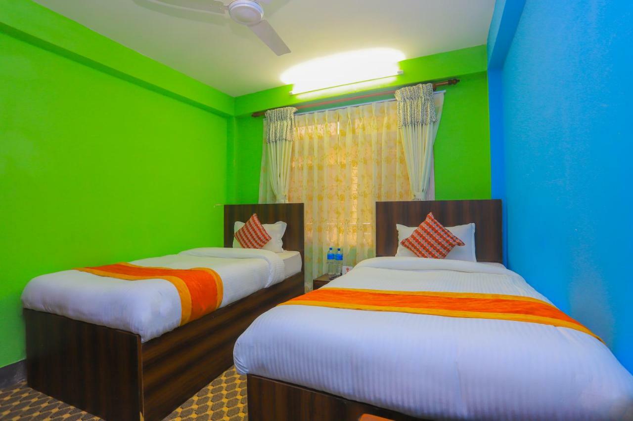 Oyo 492 Hotel Yeti Home Katmandu Dış mekan fotoğraf